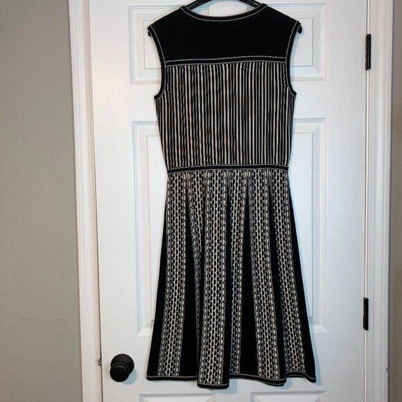 Tory Burch: Black-and-white patterned dress (size S/P) - Picture 5 of 7